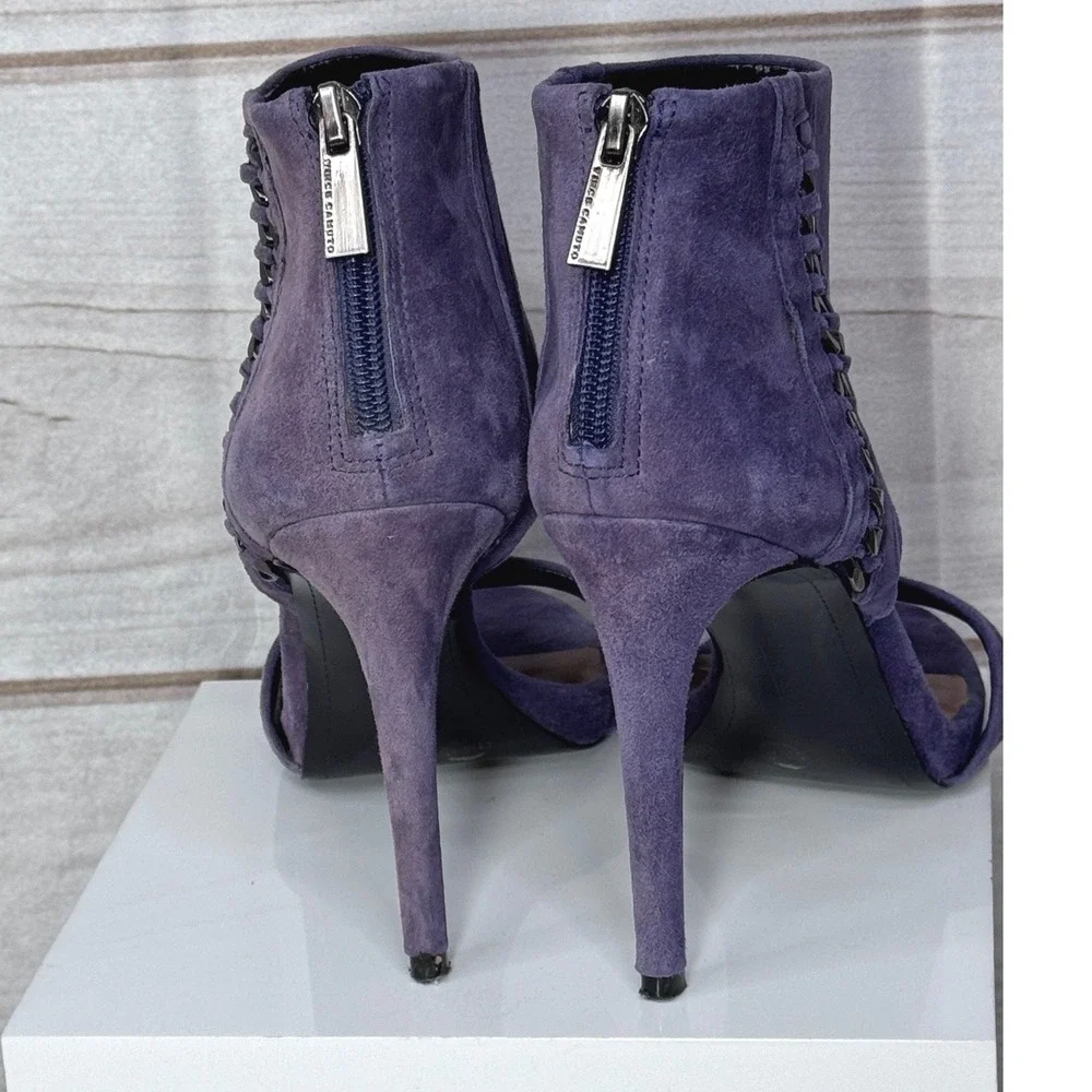 Vince‎ Camuto Freya Purple Suede Chain Detail Stiletto Sandals Heels Size 7M 37